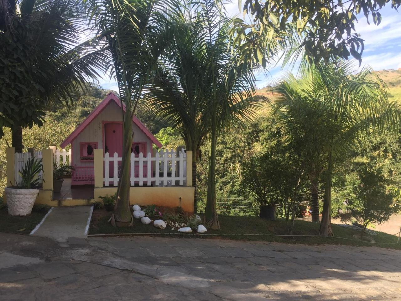 Pousada Marinho Society Paty do Alferes Exterior photo
